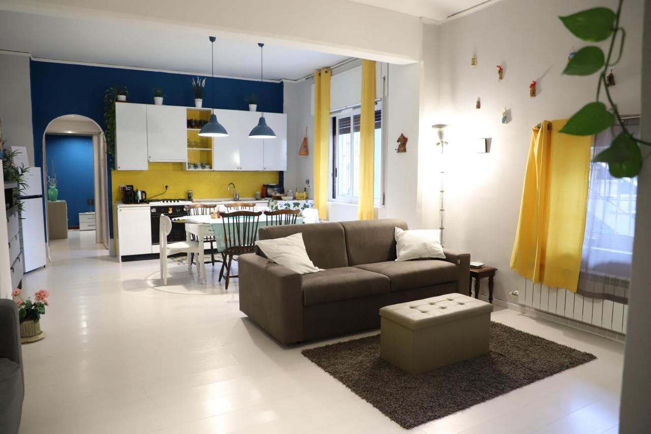 Appartement Casa Cesca à Naples Extérieur photo