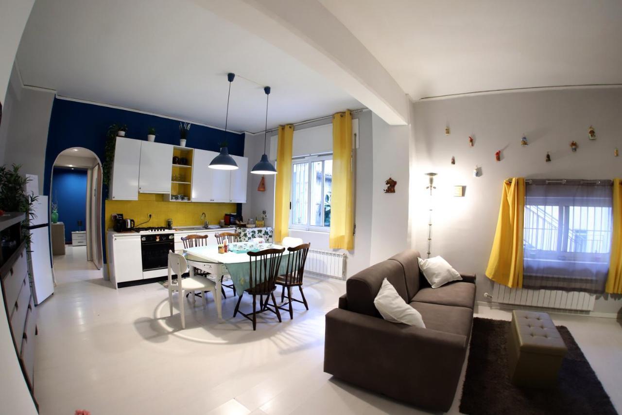 Appartement Casa Cesca à Naples Extérieur photo