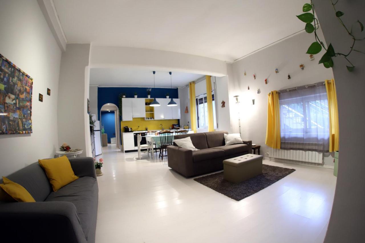 Appartement Casa Cesca à Naples Extérieur photo