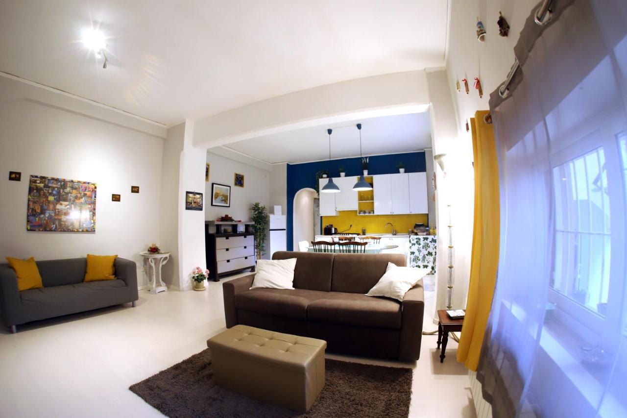 Appartement Casa Cesca à Naples Extérieur photo
